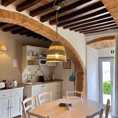 Oda ve Kahvaltı Relais Il Pozzeto 3*