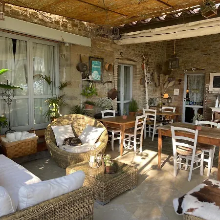Nocleg ze śniadaniem Relais Il Pozzeto 3*